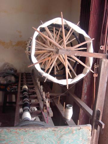 TIẾNG BUỒN ẦU ƠI